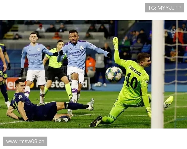 父亲表态：虽获五大联赛青睐，但儿子留队成长更为明智